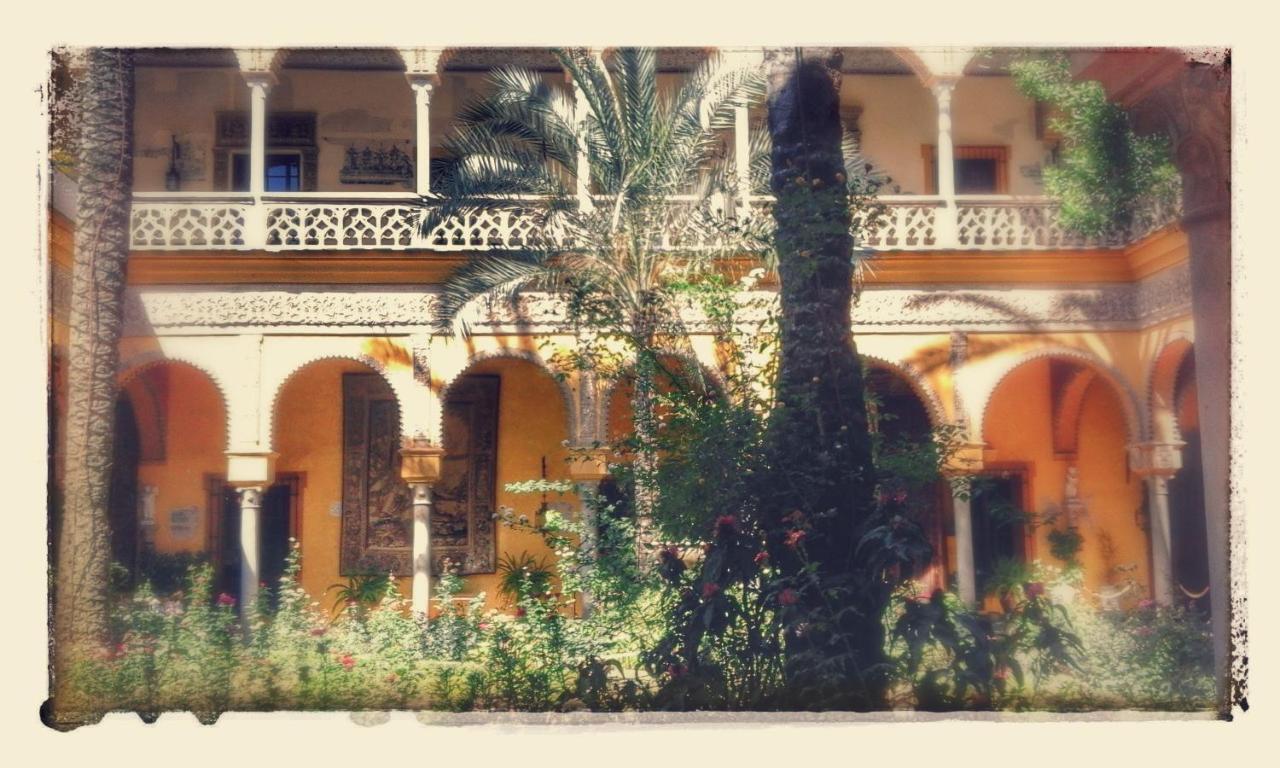 Hispalis Santa Angela Sevilla Exterior foto